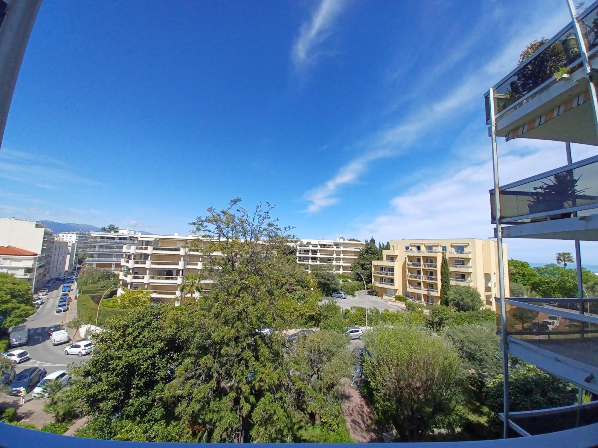 אנטיב Juan Les Pins Tanit Studio Climatise Vue Sur Mer Piscine מראה חיצוני תמונה