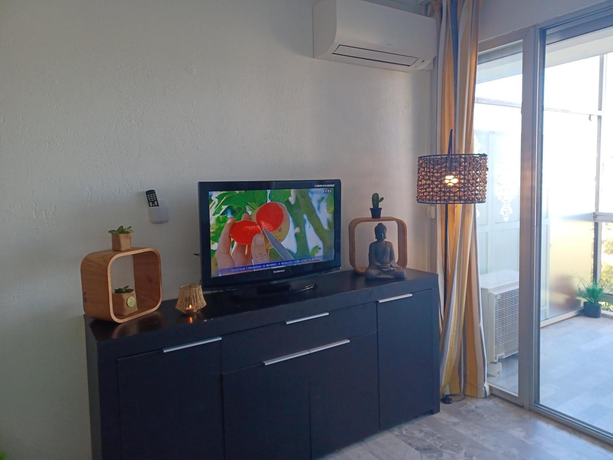אנטיב Juan Les Pins Tanit Studio Climatise Vue Sur Mer Piscine מראה חיצוני תמונה