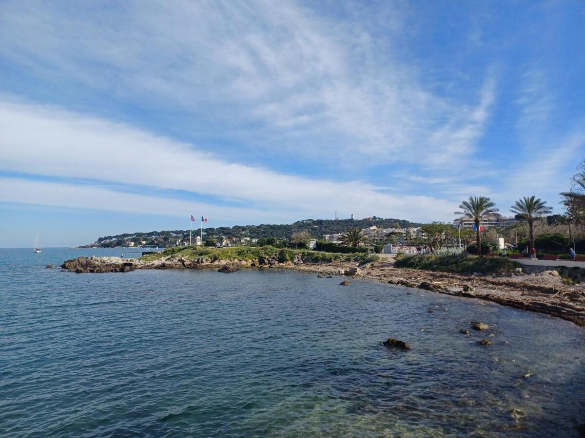 אנטיב Juan Les Pins Tanit Studio Climatise Vue Sur Mer Piscine מראה חיצוני תמונה