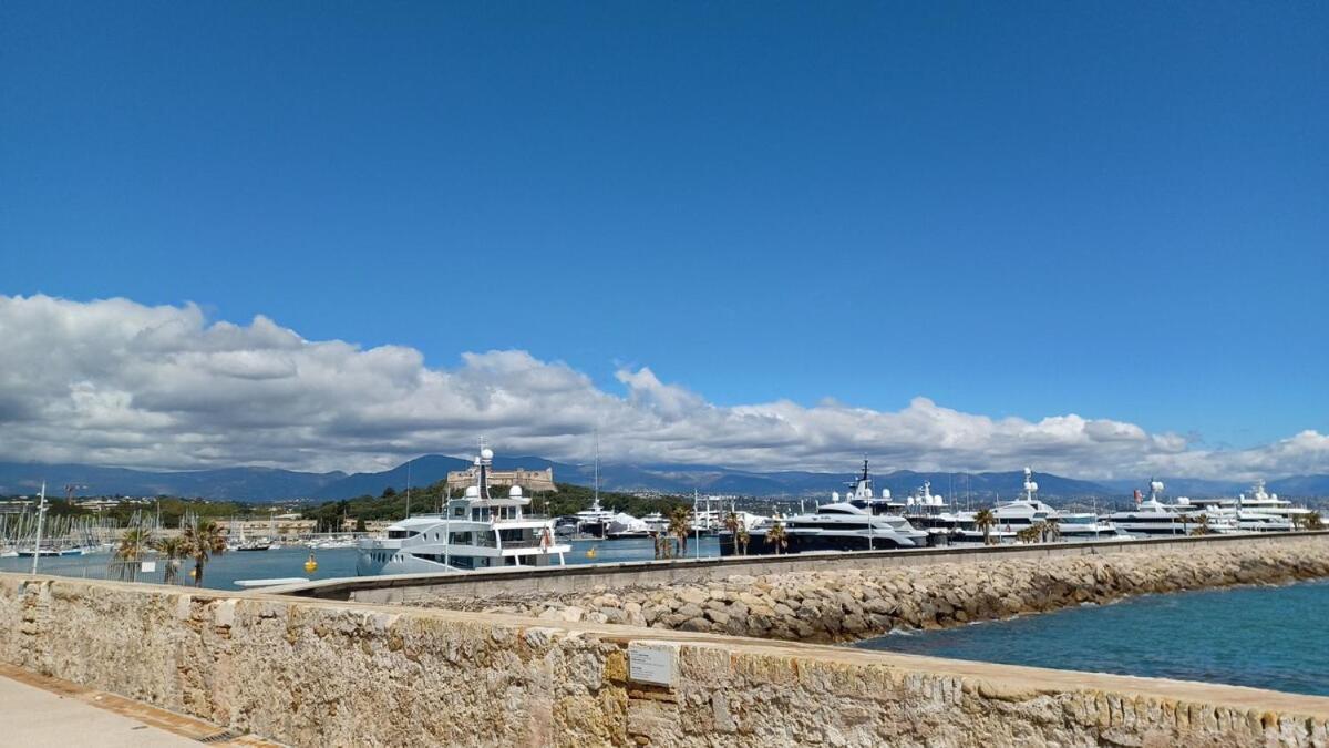 אנטיב Juan Les Pins Tanit Studio Climatise Vue Sur Mer Piscine מראה חיצוני תמונה